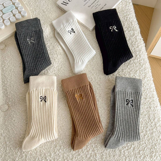 Bow Embroidered Crew Socks ??œCute, Stylish for Women_CWMS0949
