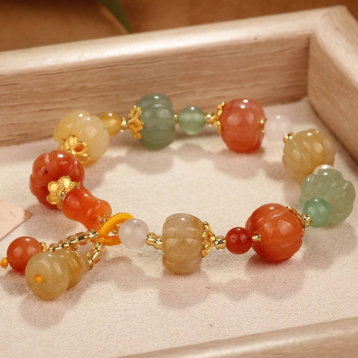 NEW ARTISTIC RETRO NATURAL GOLD JADE BRACELET