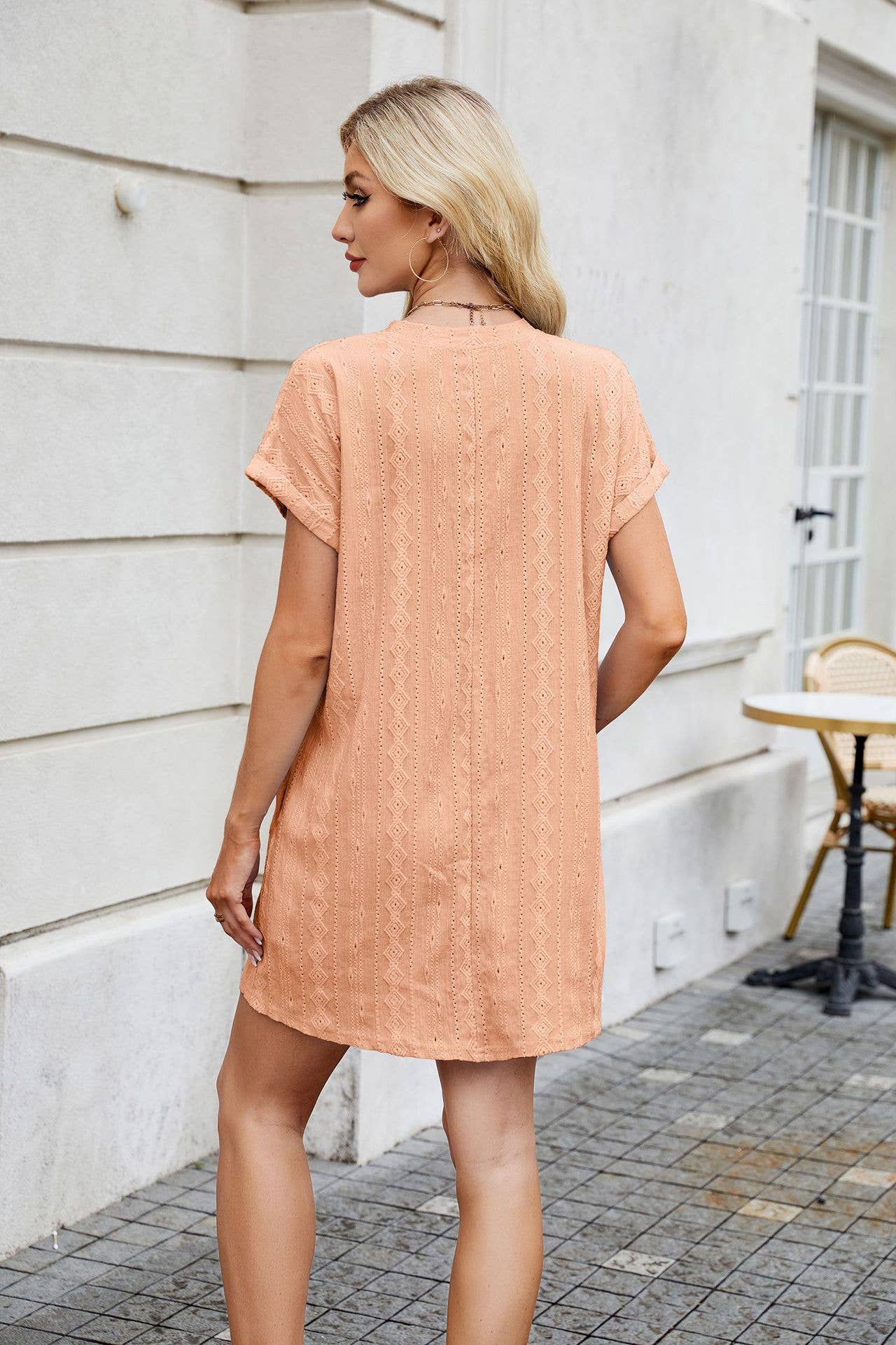 Solid color crew neck short sleeve pocket dress
