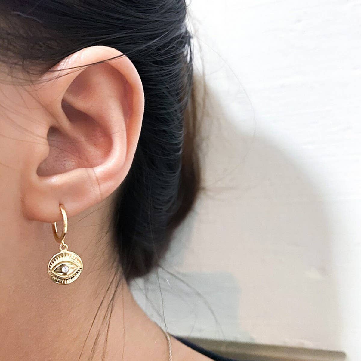 DEVIL'S EYE TOTEM ROUND ART EARRINGS