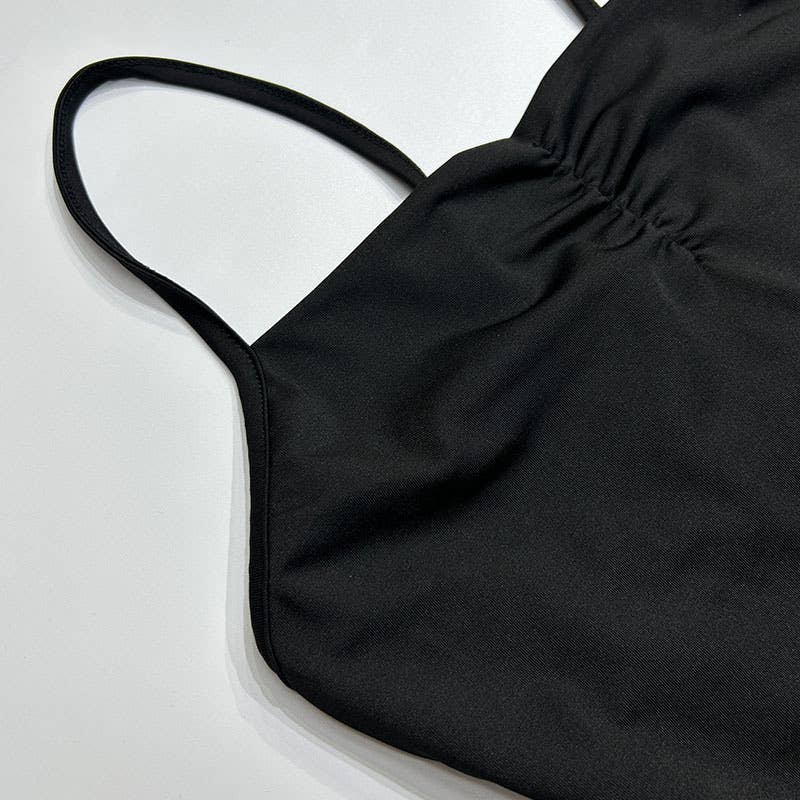 Sexy solid-colored short body-hugging dress