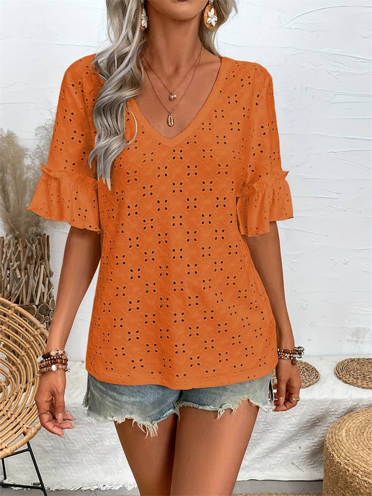 Knitted embroidered hollowed-out flanged top