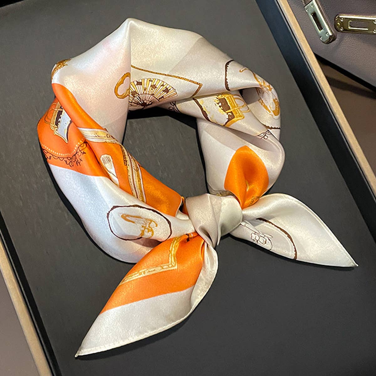 Elegant Spring/Fall Neck Wrap for Women