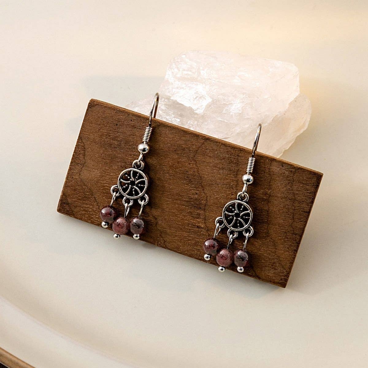 VINTAGE HOLLOW ROUND DISTRESSED EARRINGS