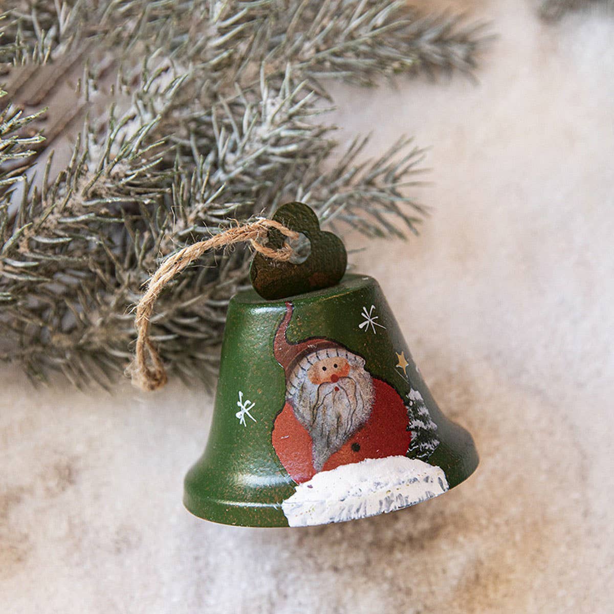CWMM10397_VINTAGE CHRISTMAS PAINTED METAL BELL ORNAMENTS