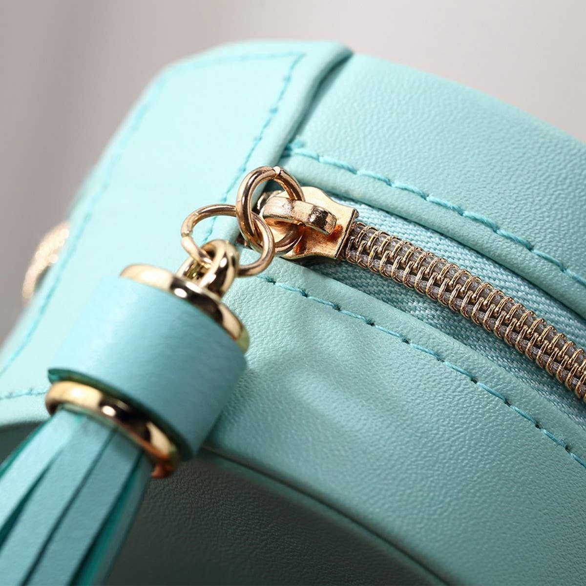 ROUND MINI TRAVEL PORTABLE JEWELRY STORAGE BOX