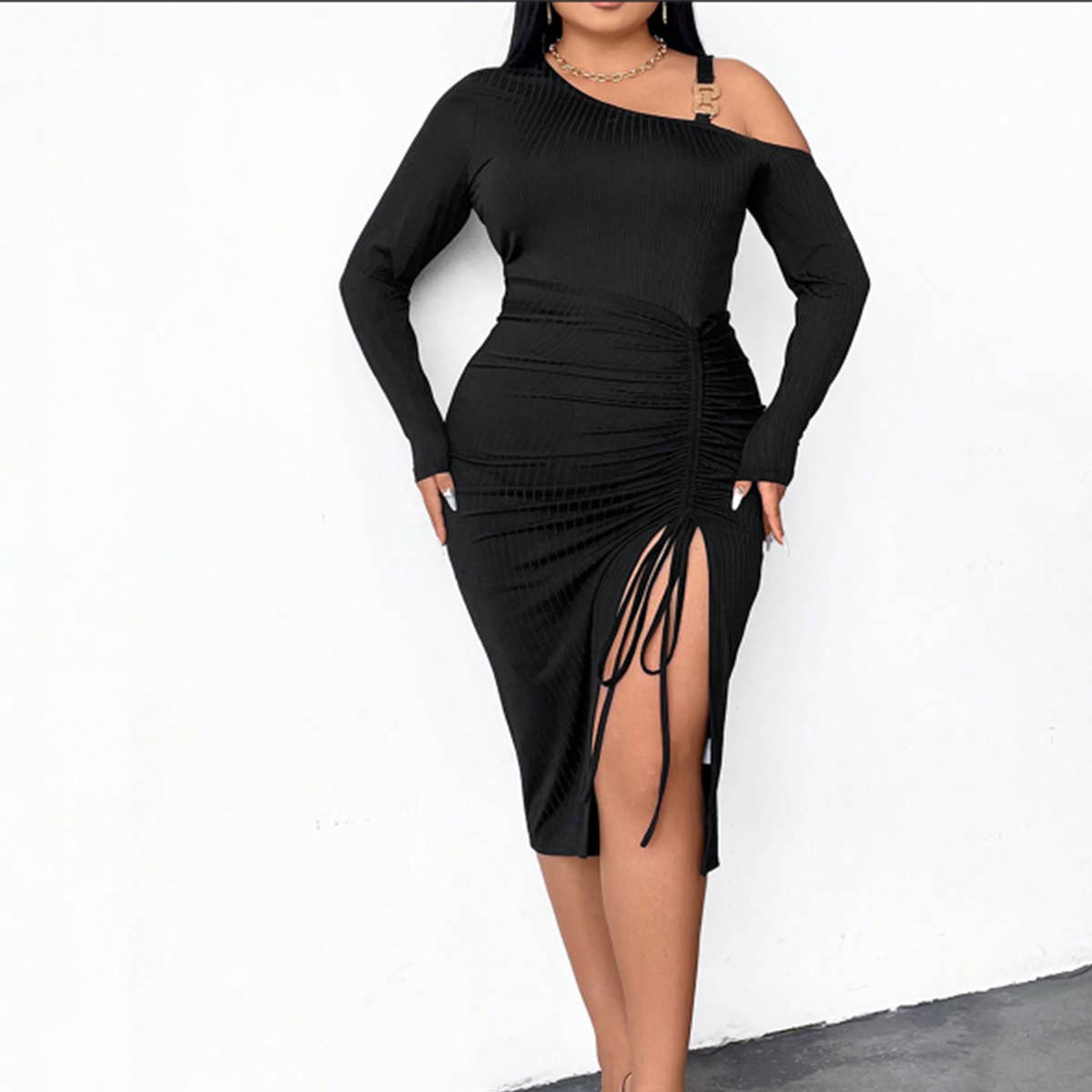 Off-Shoulder Asymmetrical Cinched Bodycon Dress_CWDMD6053