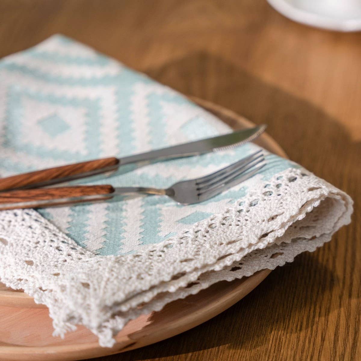 GEOMETRIC TASSEL VERSATILE TABLE RUNNER
