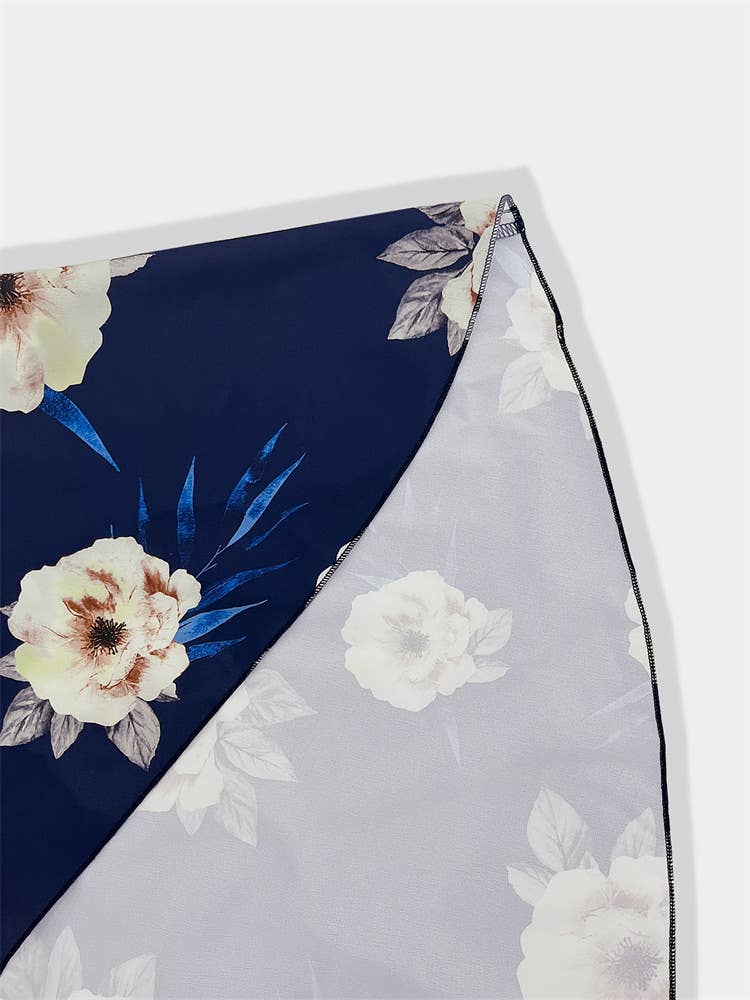 Irregular knitted dress with belt and crew neck