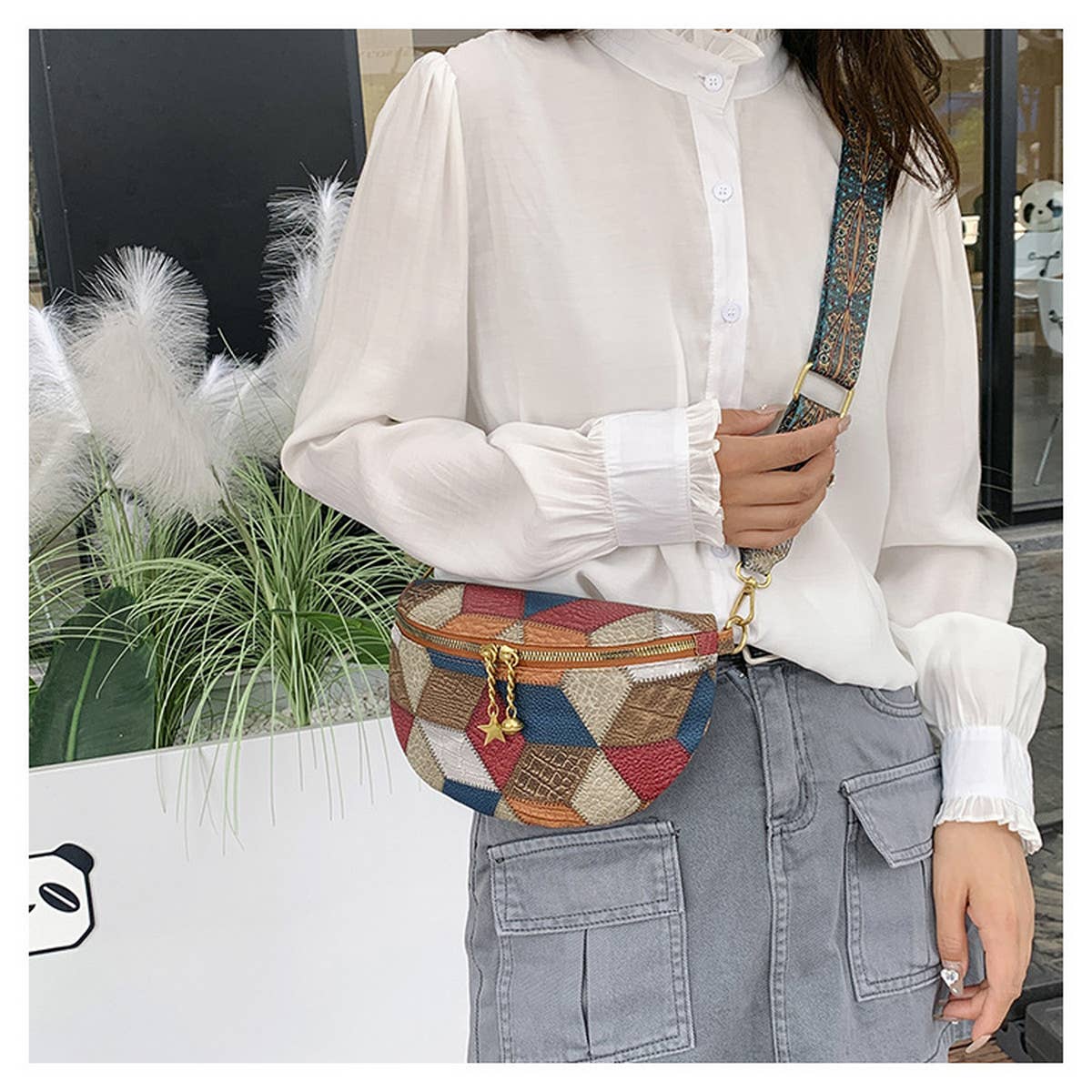 RETRO STITCHING CHEST BAG CROSSBODY BAG_CWAB2075