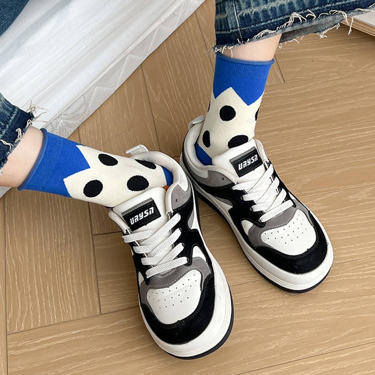 ALL-SEASON PURE COTTON MID-TUBE POLKA DOT SOCKS_CWMS0535