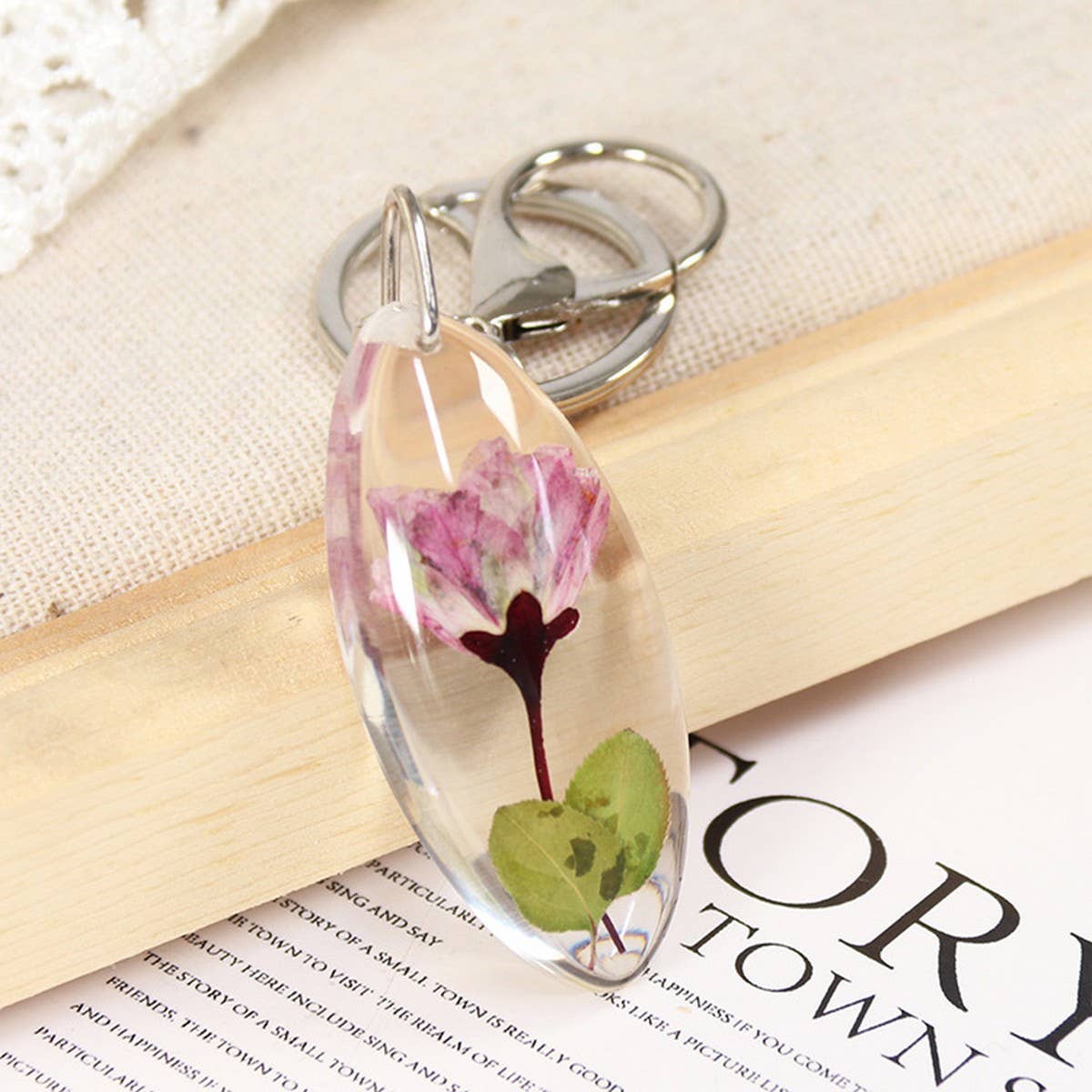 NEW DRIED FLOWER SPECIMEN CAR KEYCHAIN PENDANT
