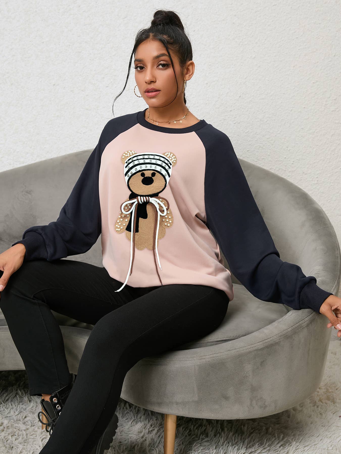 Design Sense Bear Lace-Up Color Matching Hoodie