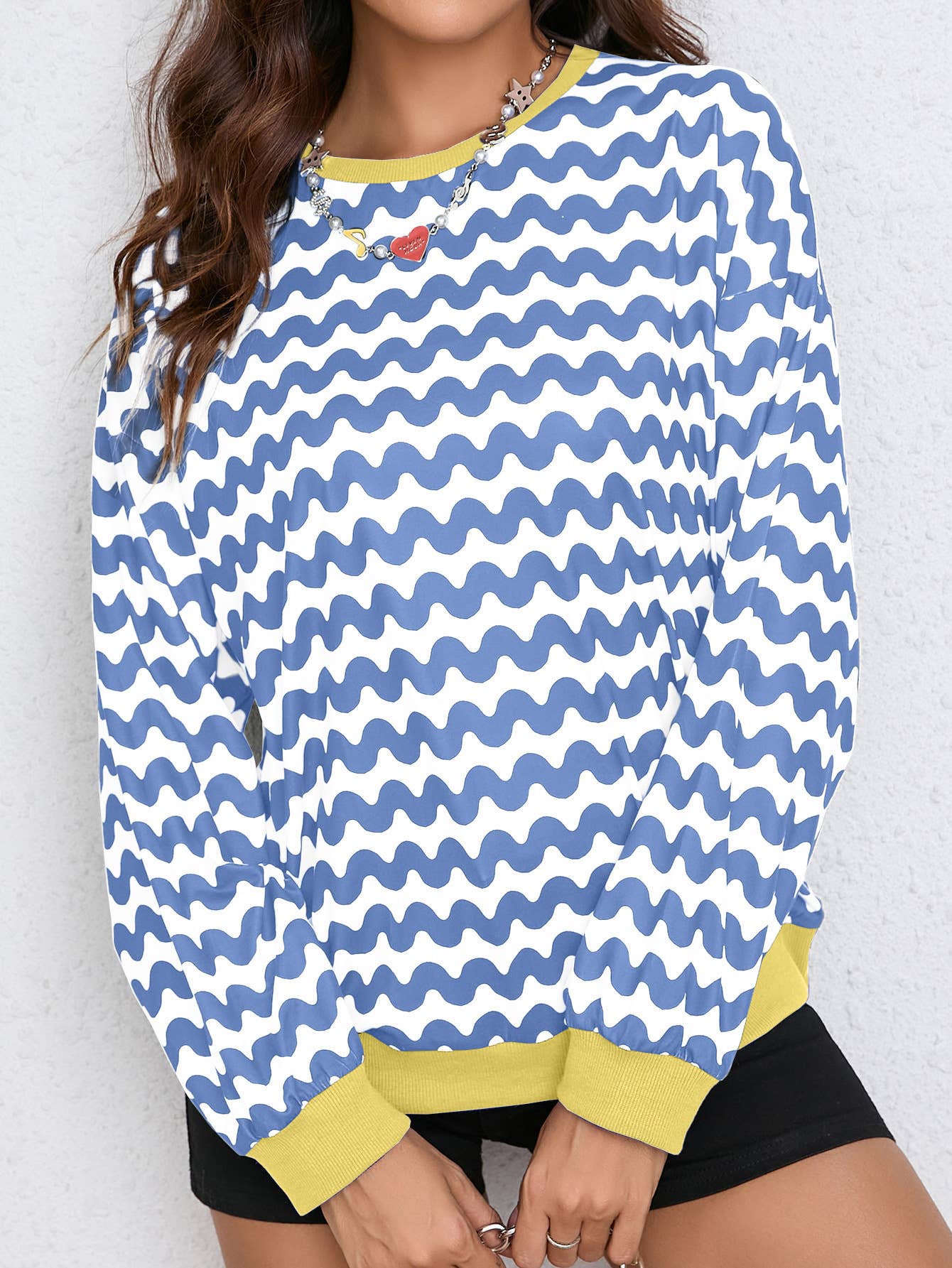 Wavy color-blocked long-sleeved sweatshirt