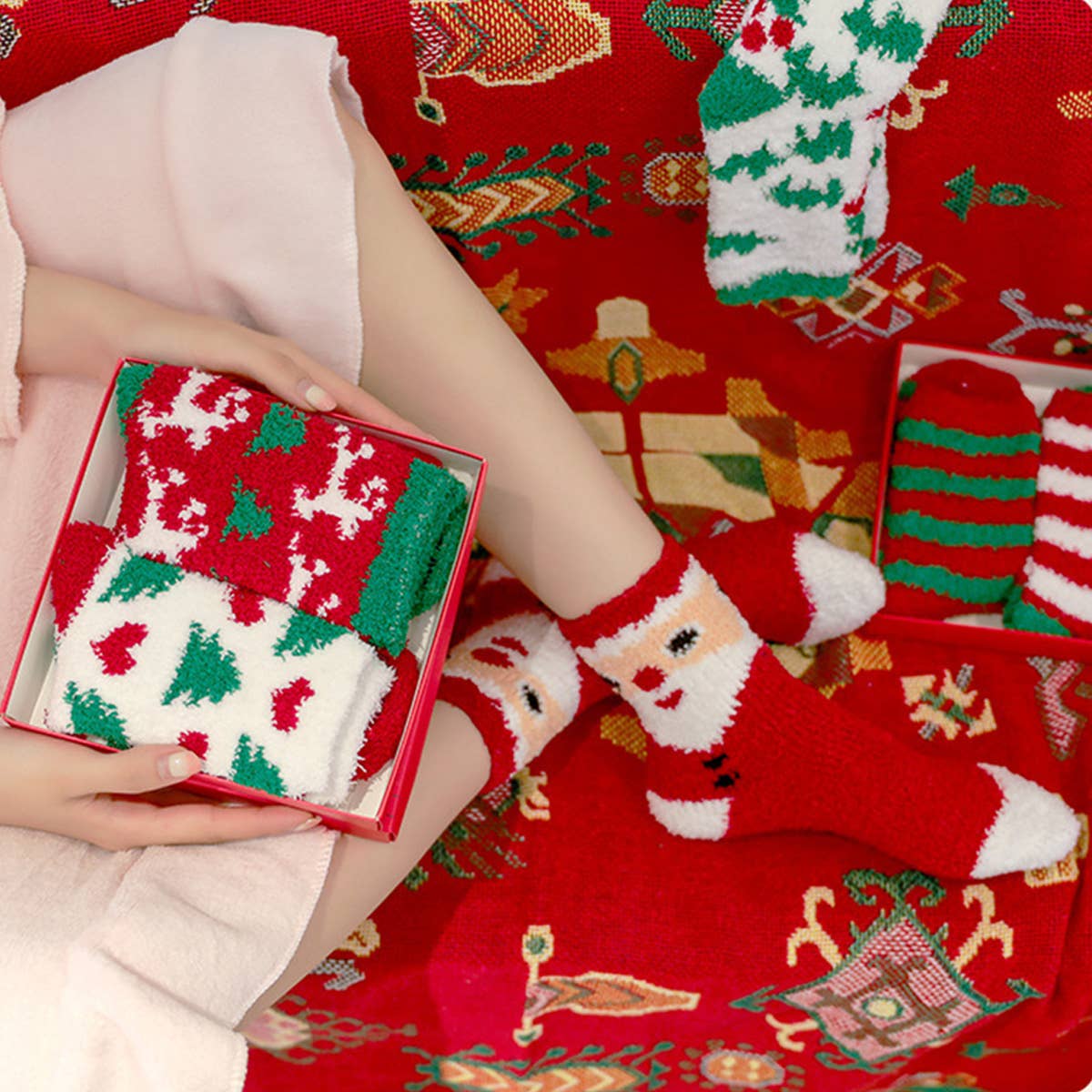 CHRISTMAS SOCKS GIFT BOX WARM MID-TUBE SOCKS