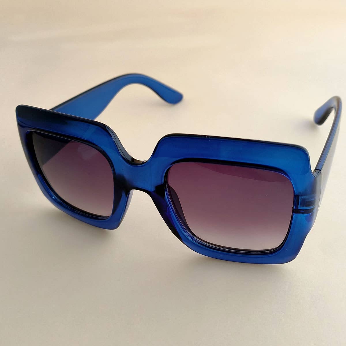 SIMPLE SQUARE FRAME COLOR BLOCK SUNGLASSES WOMEN_CWASG0258