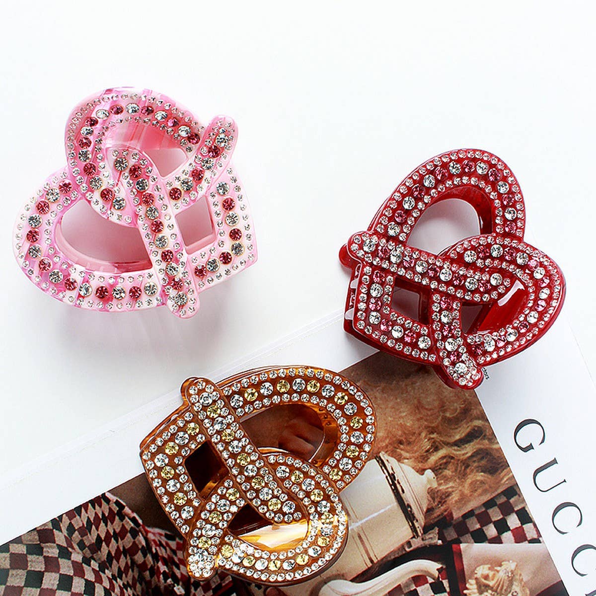 3MM ACETATE RHINESTONE HEART-SHAPED HAIRPIN_CWAHA4262