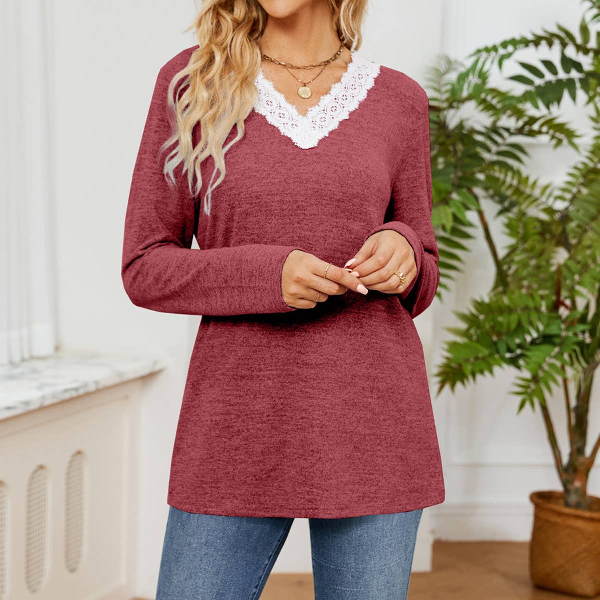 Solid-color V-neck loose long-sleeved T-shirt