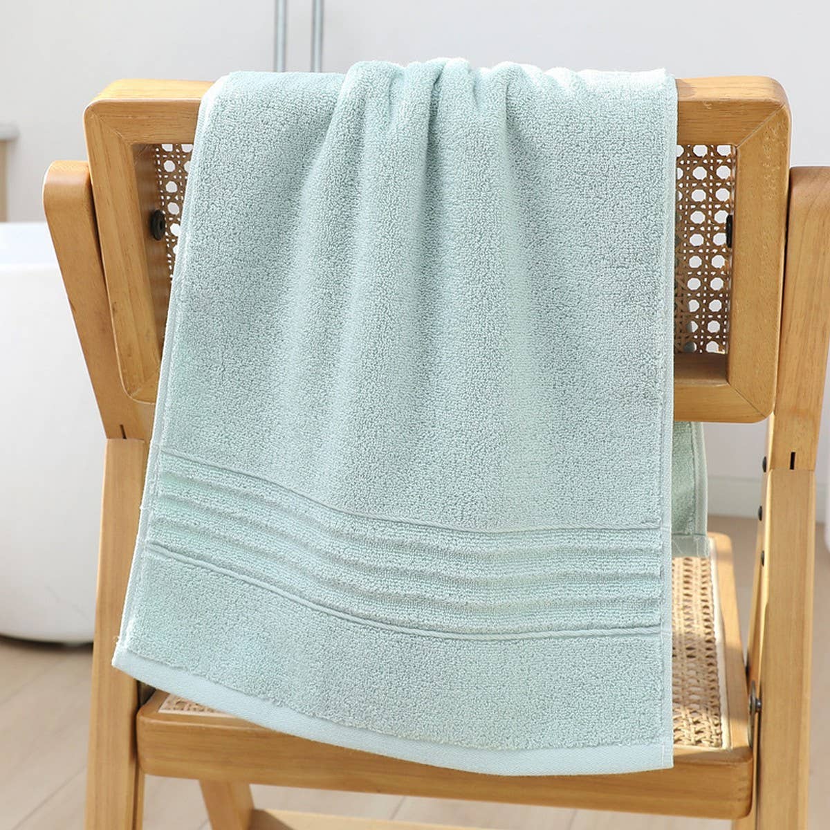 EMBROIDERED HOUSEHOLD FACE WASH COTTON TOWEL