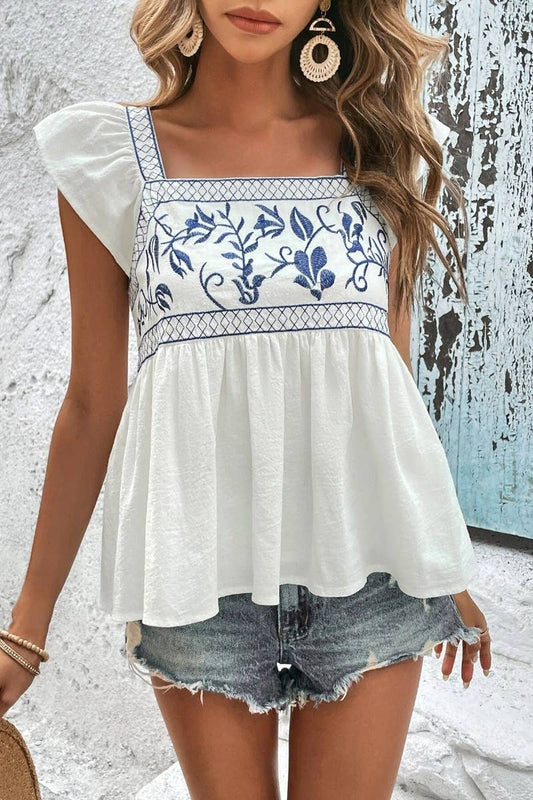 Cwtbls1140_Summer Embroidered Square Collar Ruffled Top