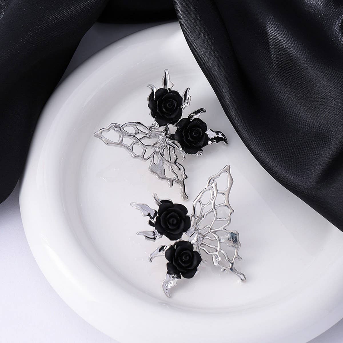 SILVER NEEDLE BLACK ROSE BUTTERFLY EARRINGS