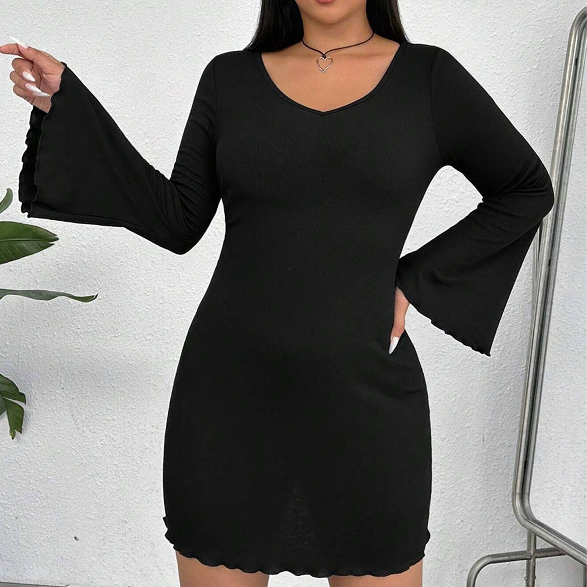 Elegant V-Neck Fitted Bodycon Bell Sleeve Dress