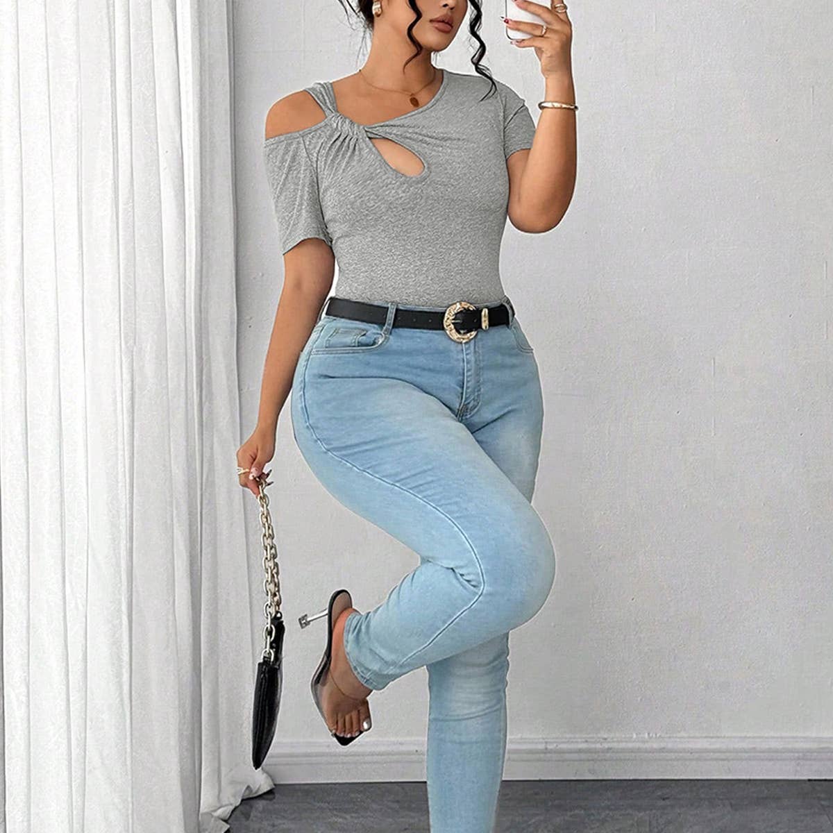 Chic Knot Design Irregular Hem Short Tee_CWTHT0261