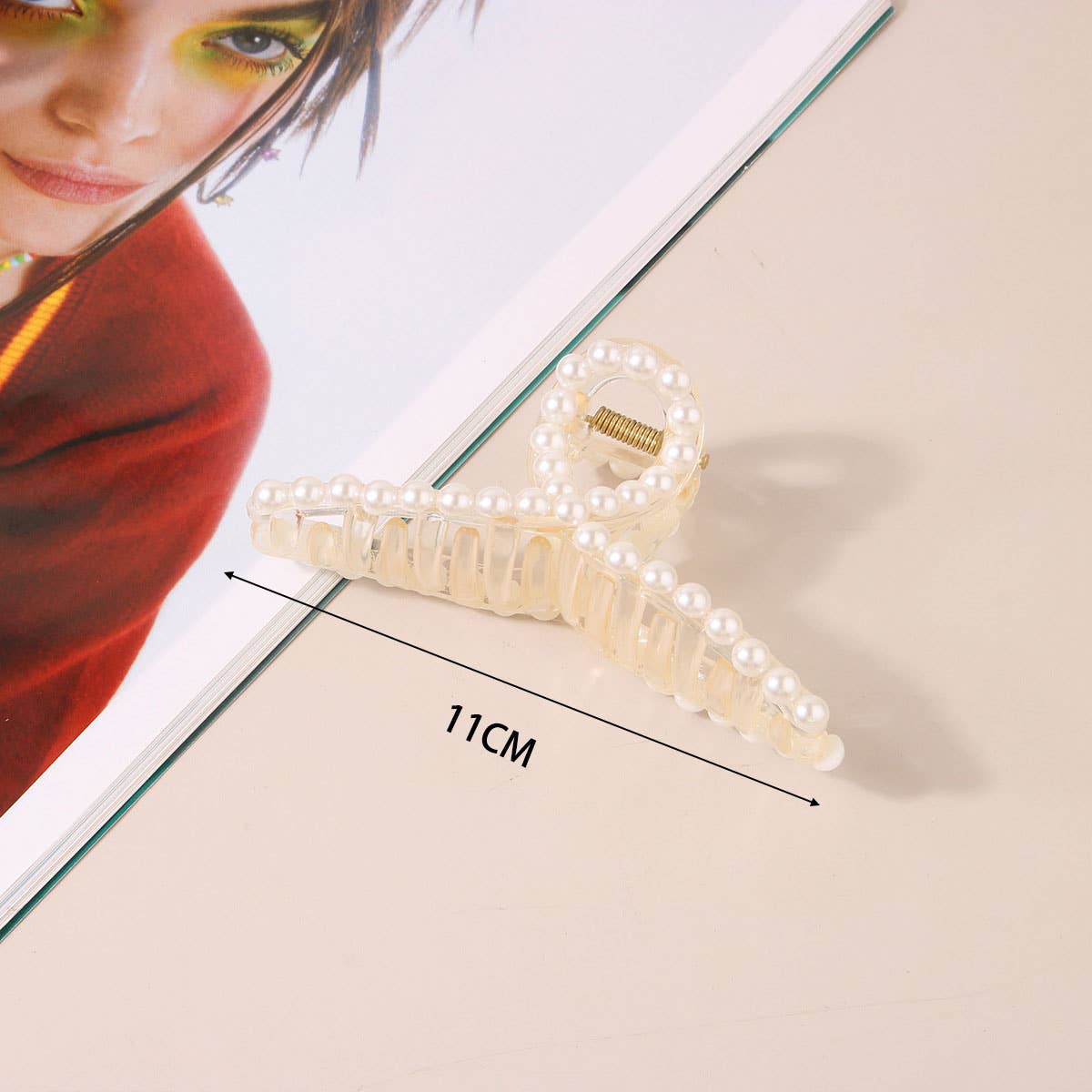 Large Pearl Hair Claw Clip for Women, French Style_CWAHA0406