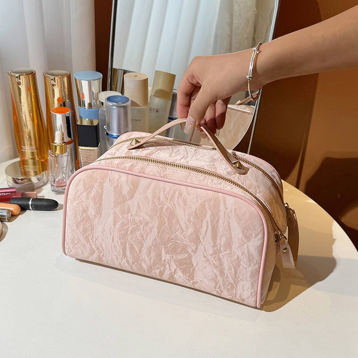 RETRO PORTABLE LARGE CAPACITY COSMETIC BAG_CWAB4421