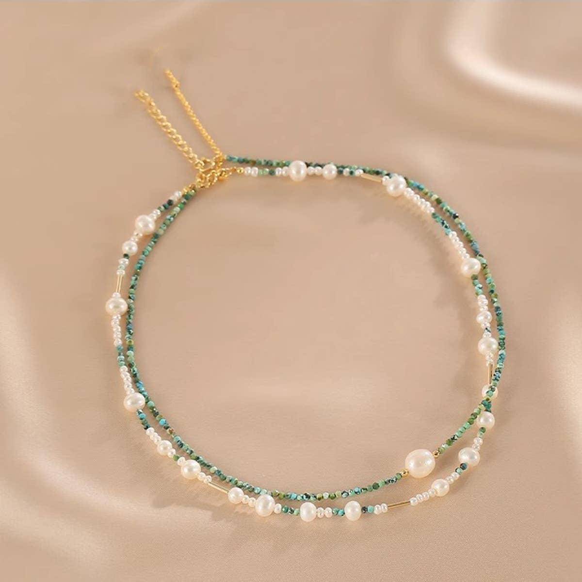 Double-layered pearl collarbone chain