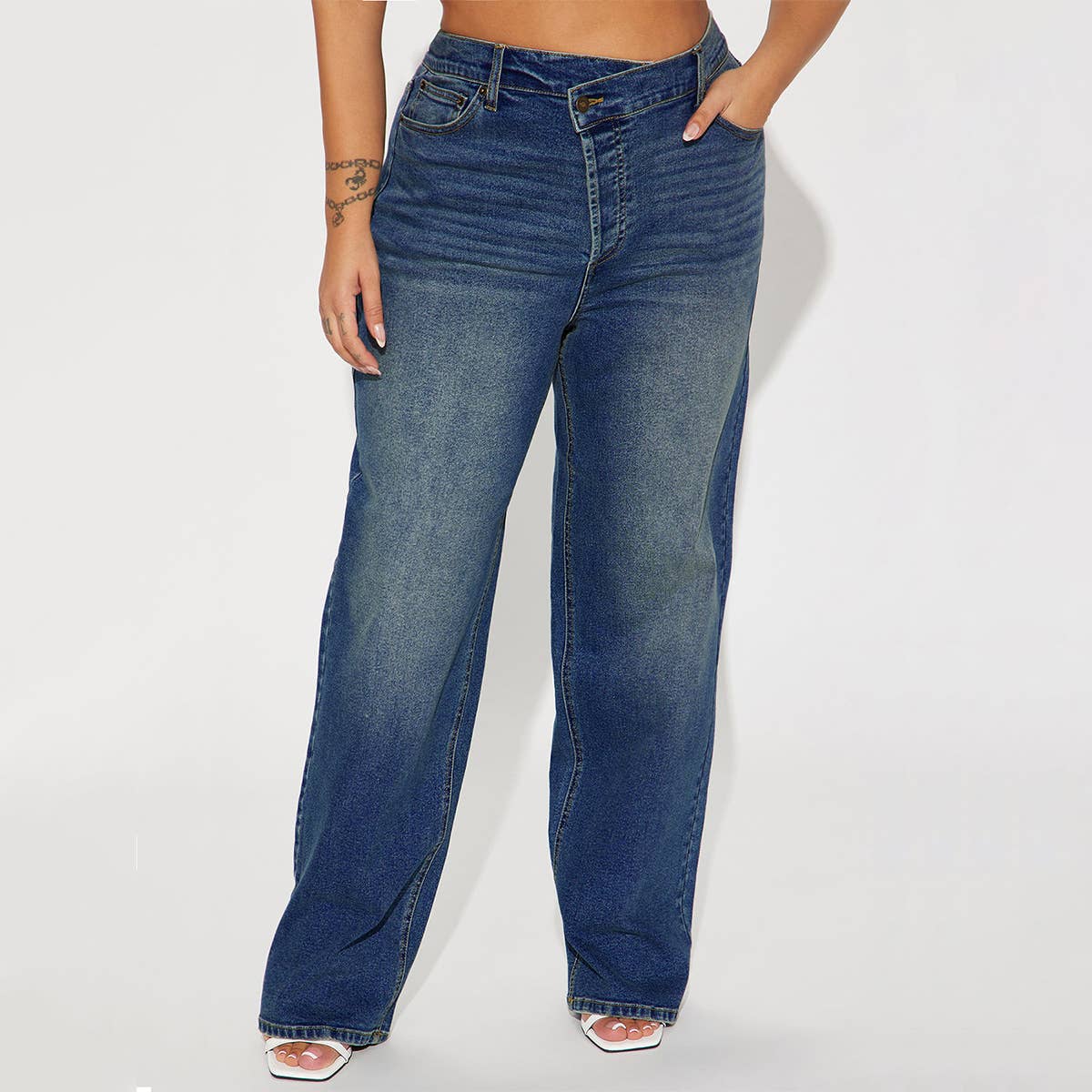 DIAGONAL HIGH-WAISTED STRAIGHT-LEG STRETCH JEANS