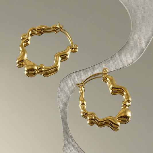GOLD SIMPLE HUGGIE HOOP EARRINGS
