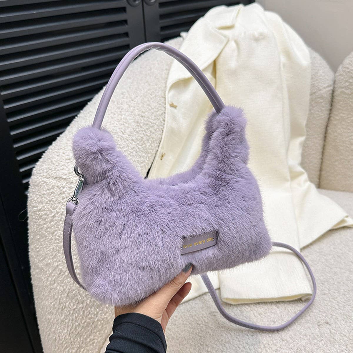 WINTER FASHION CROSSBODY BAG FAUX FUR PLUSH BAG_CWAB3932