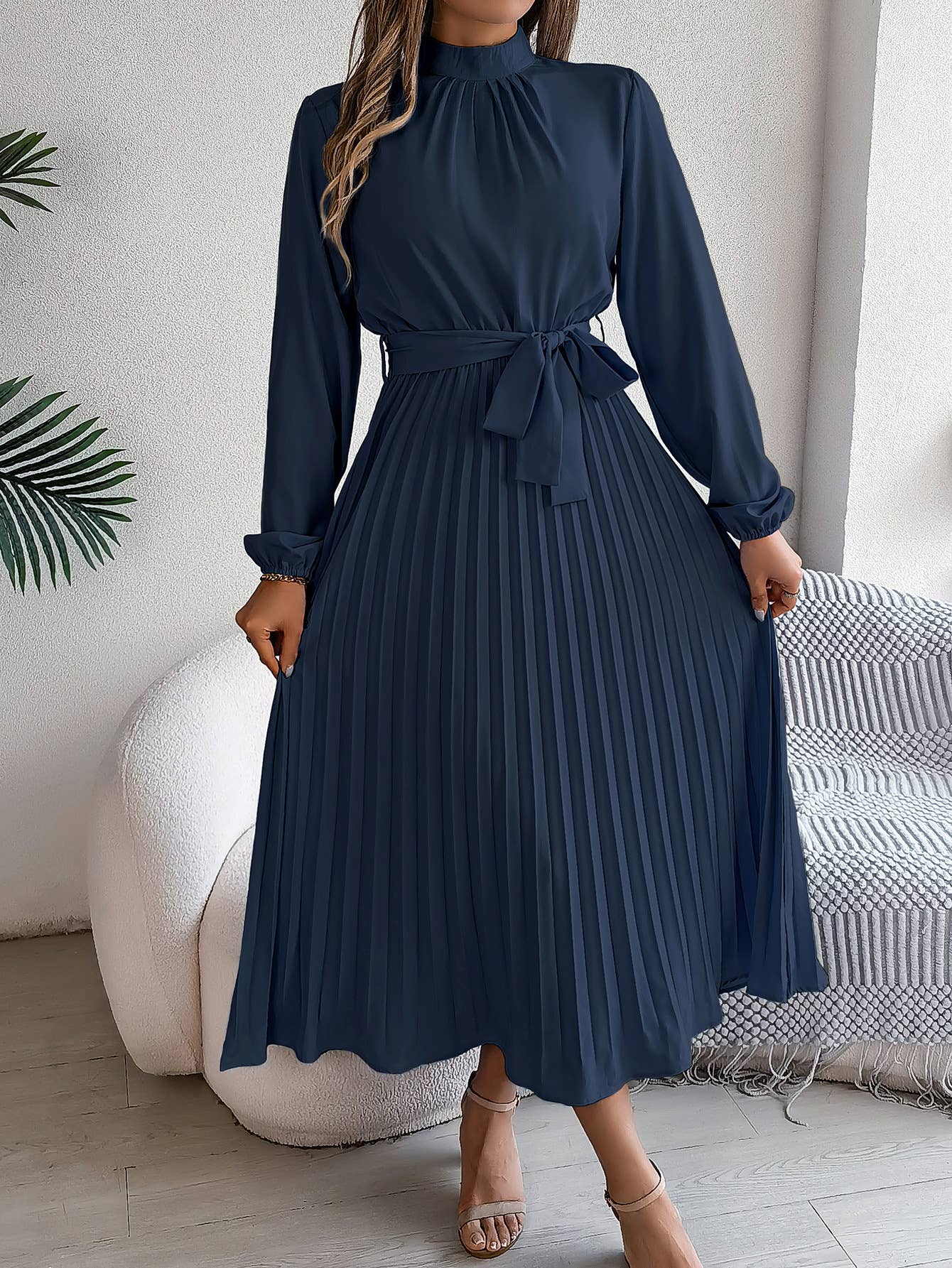 STANDING COLLAR LONG SLEEVE PLEATED LONG DRESS