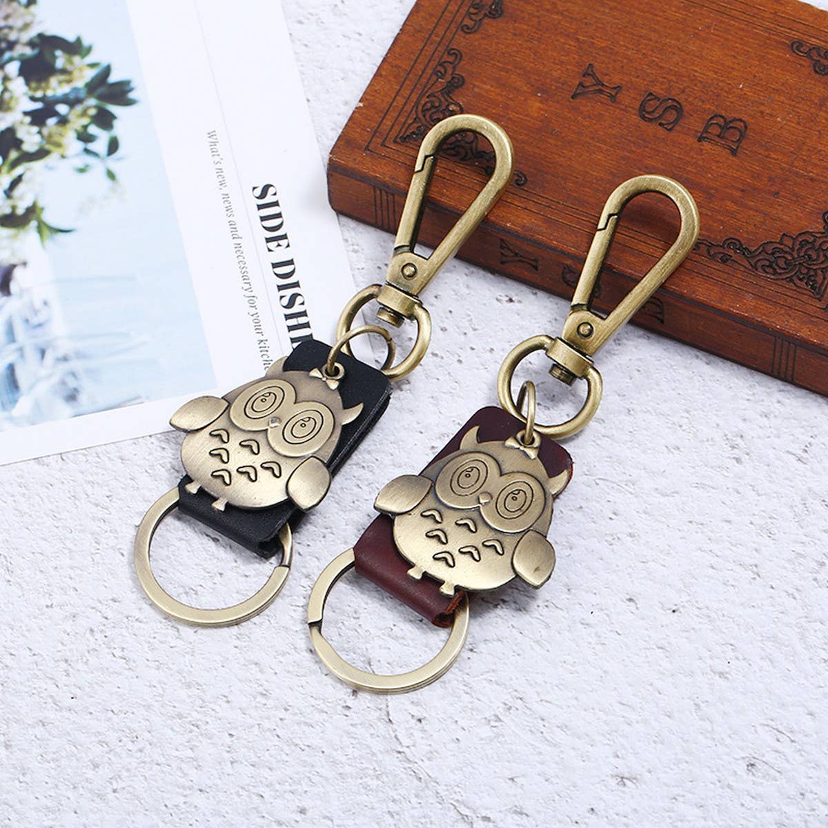 CREATIVE CARTOON OWL LEATHER CAR KEYCHAIN