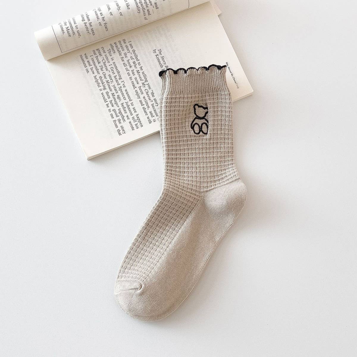 WARM COFFEE EMBROIDERED BEAR WOMEN'S SOCKS