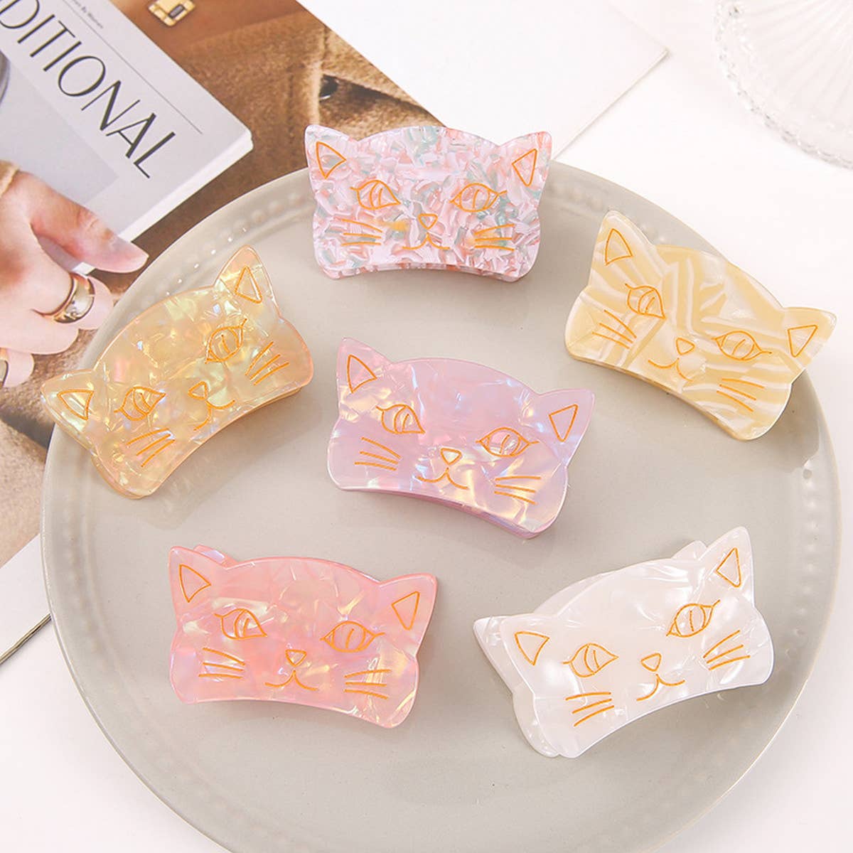 Acrylic Medium Cat Hair Claw Clip for Bangs_CWAHA0992