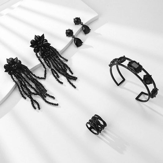 WOMEN'S CRYSTAL BEAD FLORAL TASSEL BEADED SUIT