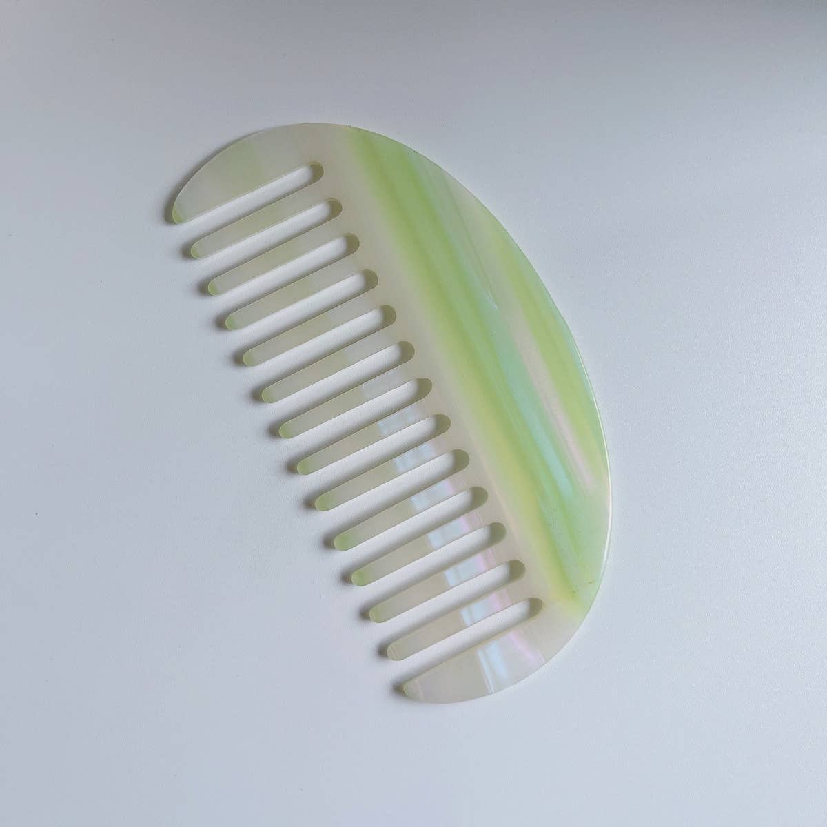 SIMPLE SEMICIRCULAR GEOMETRIC COMB_CWMM1090