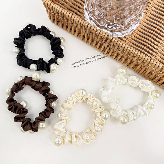 SMALL SILK PEARL HAIR SCRUNCHIES TIE_CWAHA0399