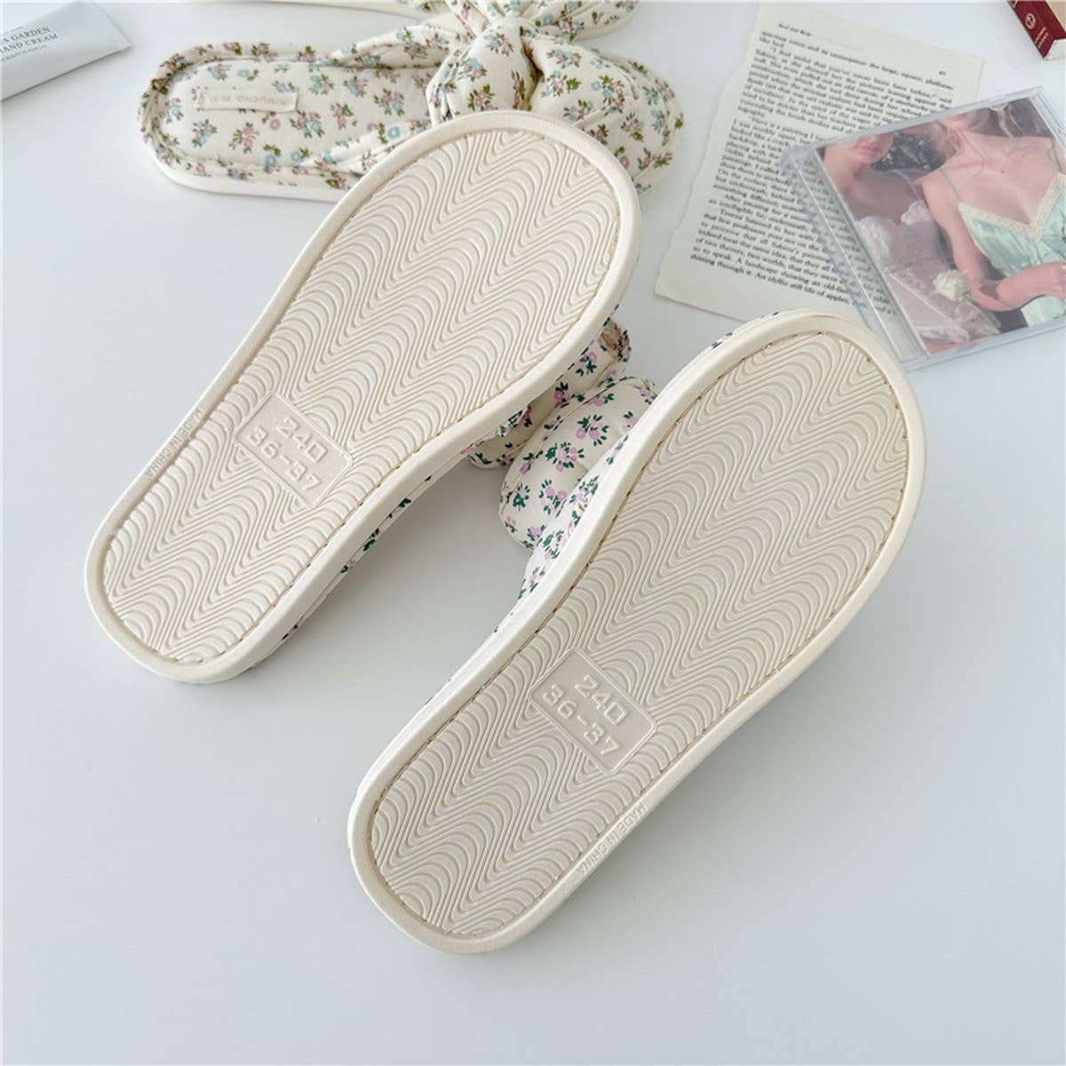 SMALL FLORAL BOW WATERPROOF THICK-SOLED SLIPPERS_CWMM2967