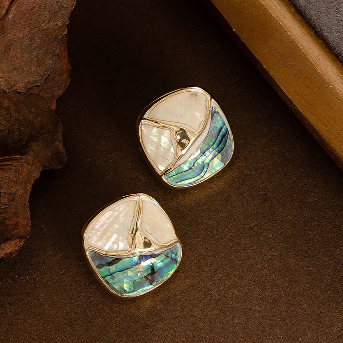 CONTRAST COLOR GEOMETRIC ABALONE OIL DROP EARRINGS