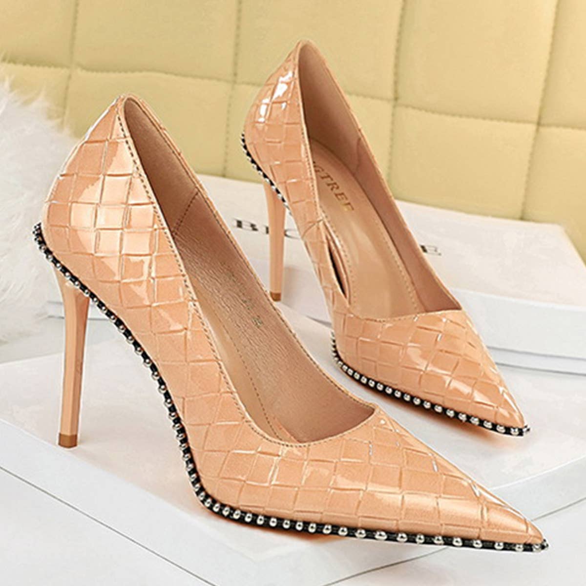 RETRO SEXY SHALLOW POINTED TOE HIGH HEELS_CWSHH0083