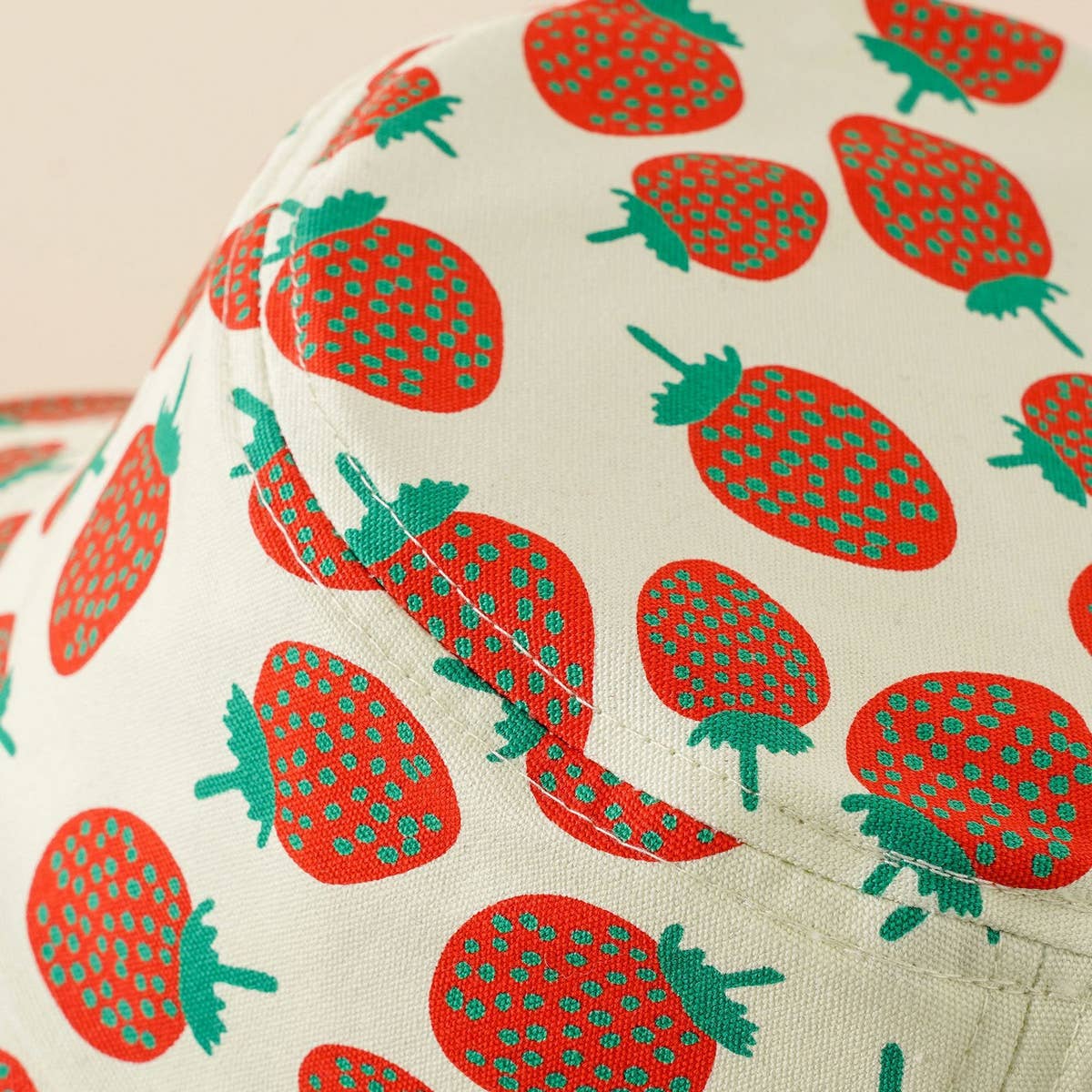 ADJUSTABLE FRUIT STRAWBERRY PRINT BUCKET HAT_CWAH1439