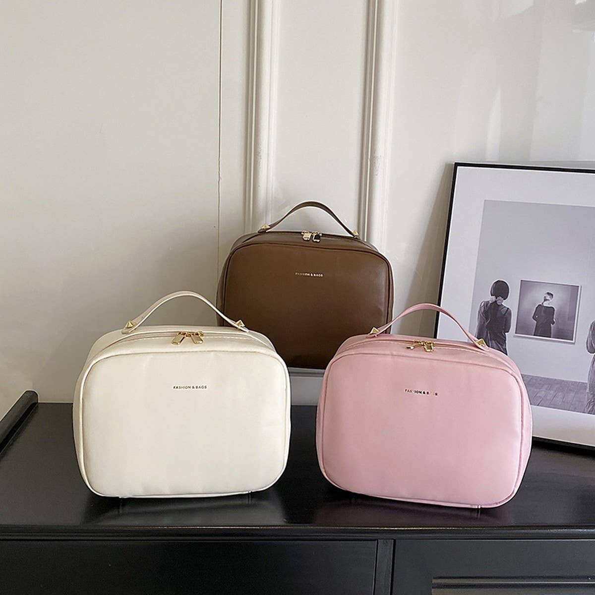 NEW PU LARGE CAPACITY PORTABLE COSMETIC BAG_CWAB4442