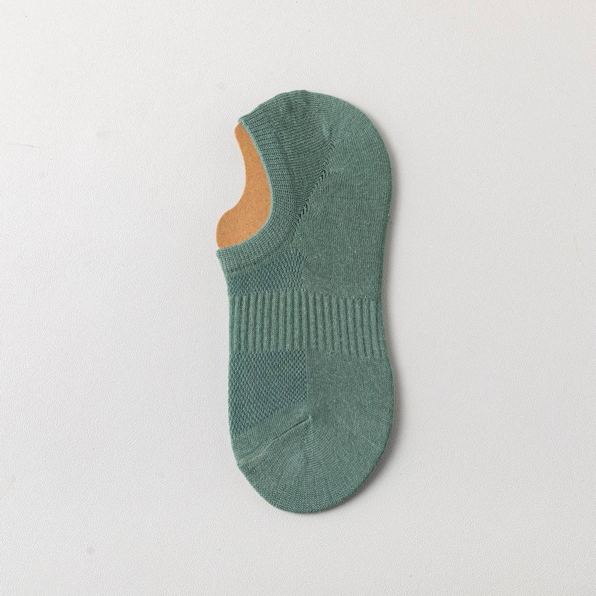 LIGHTWEIGHT BREATHABLE SOLID COLOR SPORTS SOCKS
