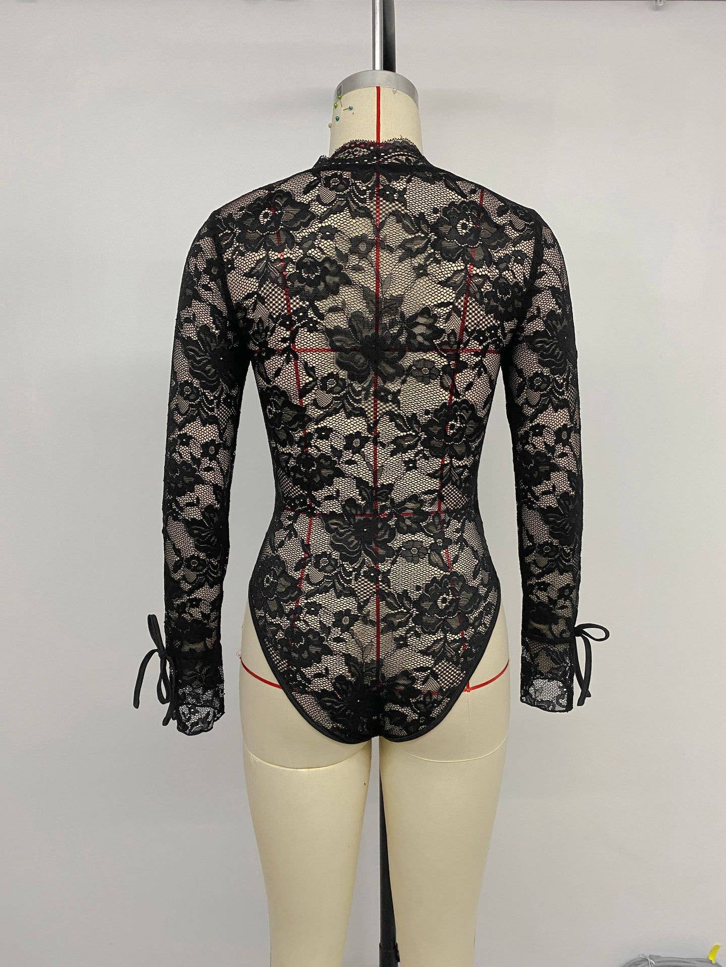 Lace patchwork long-sleeved V-neck jumpsuit