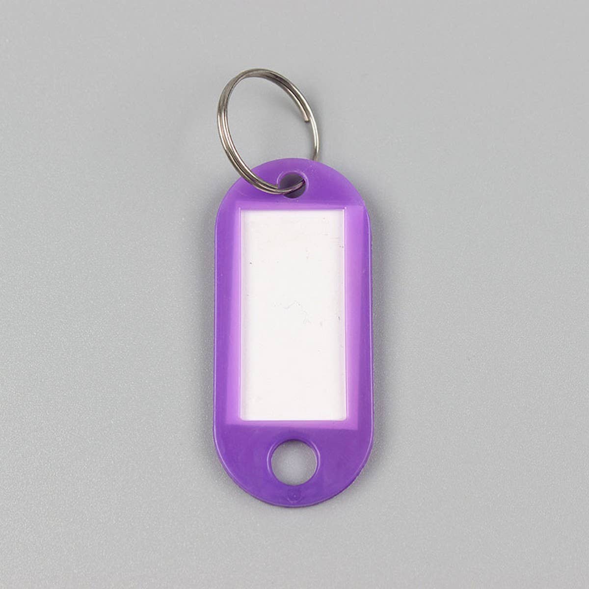 100 PACK COLORFUL STURDY PLASTIC KEYCHAIN CHARMS_CWMM2074