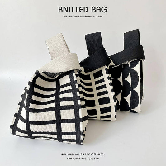 BLACK AND WHITE STRIPED STITCH HANDBAG_CWAB2393