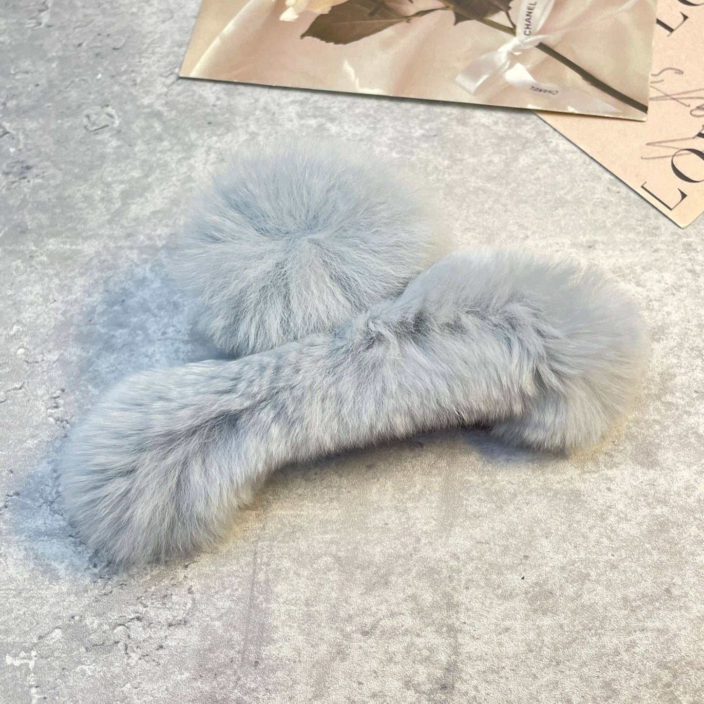 Rex Rabbit Fur Claws - Elegant Mixed Color Clips